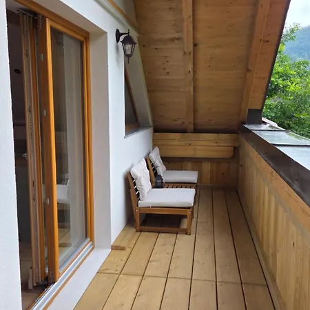 Domacija Loncnar * Bohinj