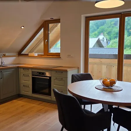 アパート Domacija Loncnar *