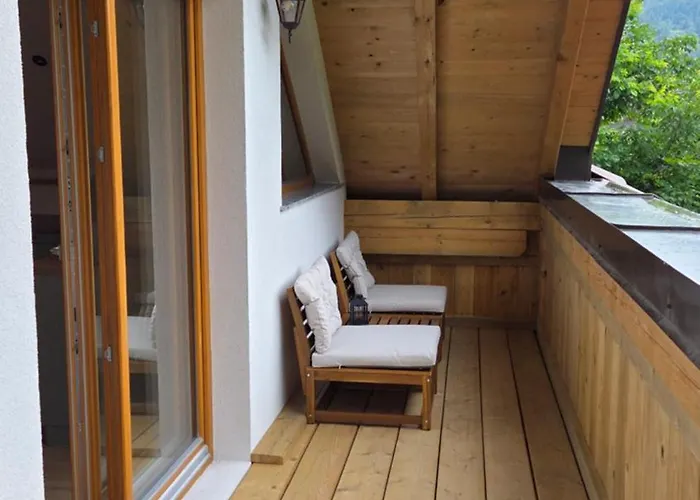 Domacija Loncnar * Bohinj